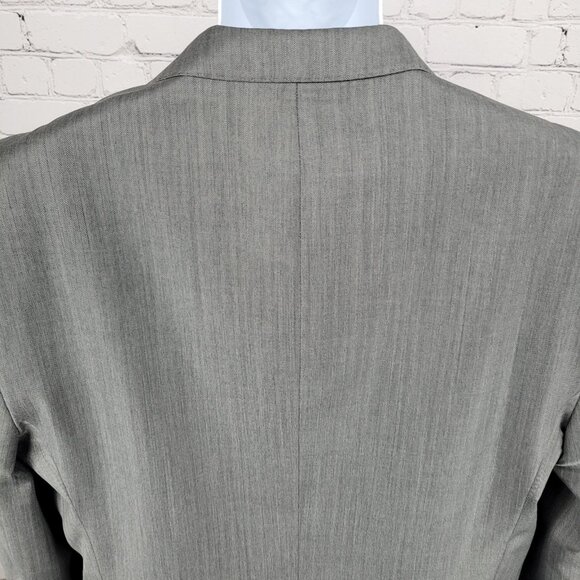 Zara Man Grey Herringbone 2 Button Vented Notch Blazer Sport Coat Size 46 - Picture 13 of 16